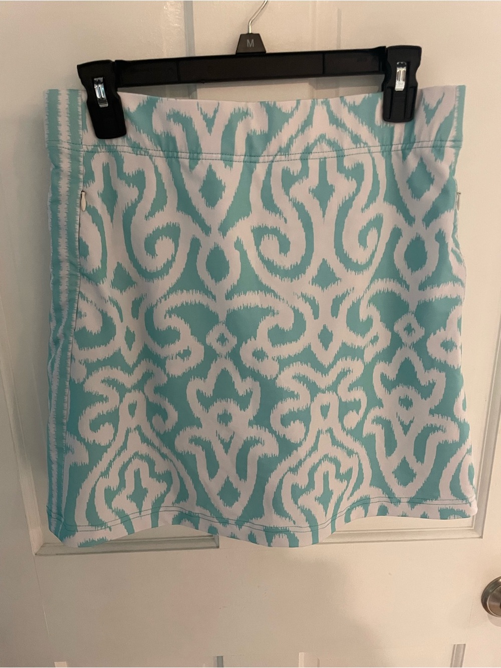 Gretchen Scott Designs Aqua and White Printed Skort M